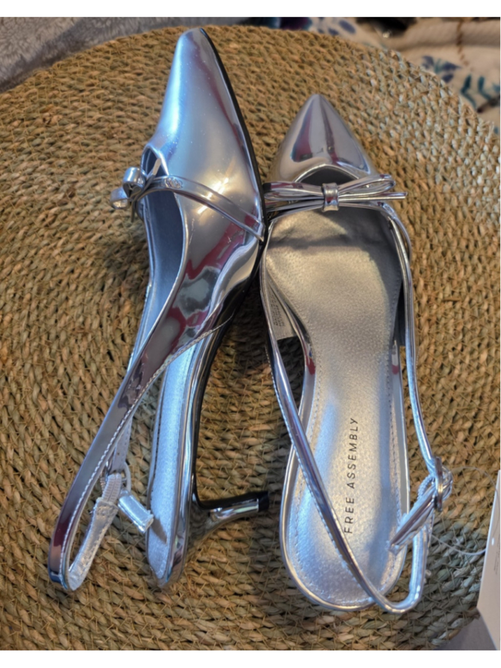 Free Assembly Faux Leather Slingback Heels Bow Silver Size 8 NWT